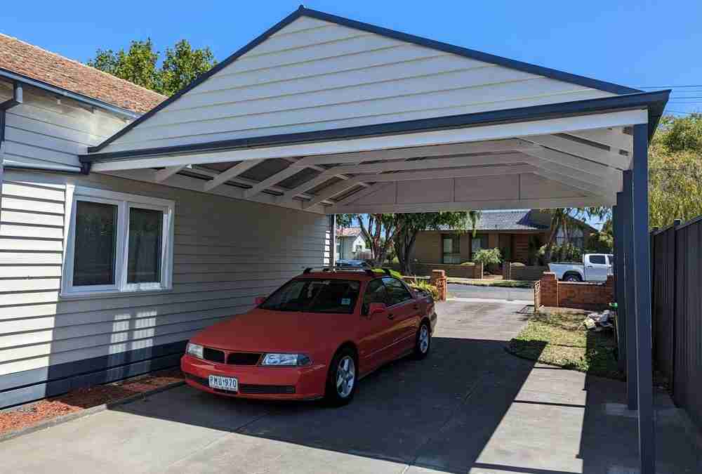 Melbourne carport enhances street appeal